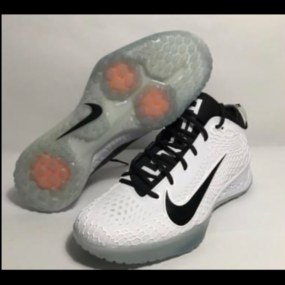 NEW NEVER WORN NIKE FORCE ZOOM TROUT 5 Baseball